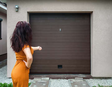remote-garage-door-open
